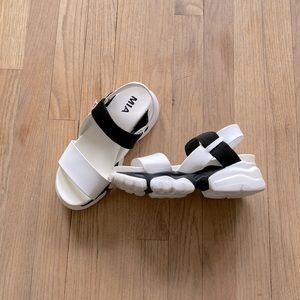 Women’s Mia Chunky Heel Wedge Sandals 7.5